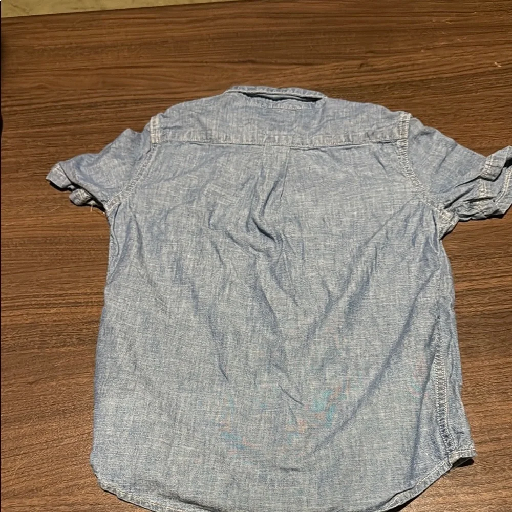 GAP Kids Short Sleeve Button Up Shirt Denim Style Size Medium Young Boy 10-12